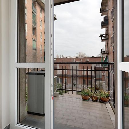 Dergano Comfy Apartment - 250 M Far From M3 Milan Luaran gambar