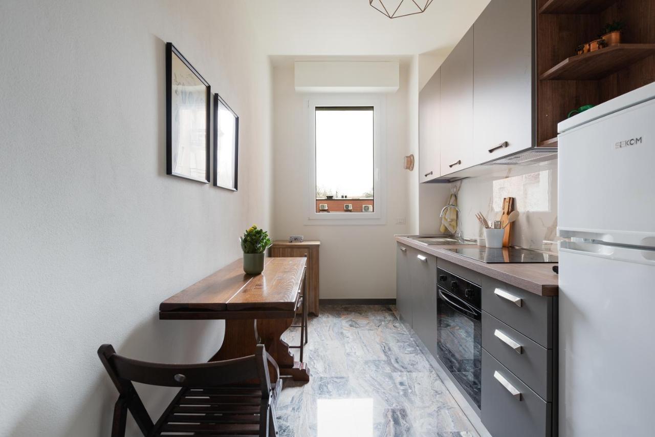 Dergano Comfy Apartment - 250 M Far From M3 Milan Luaran gambar