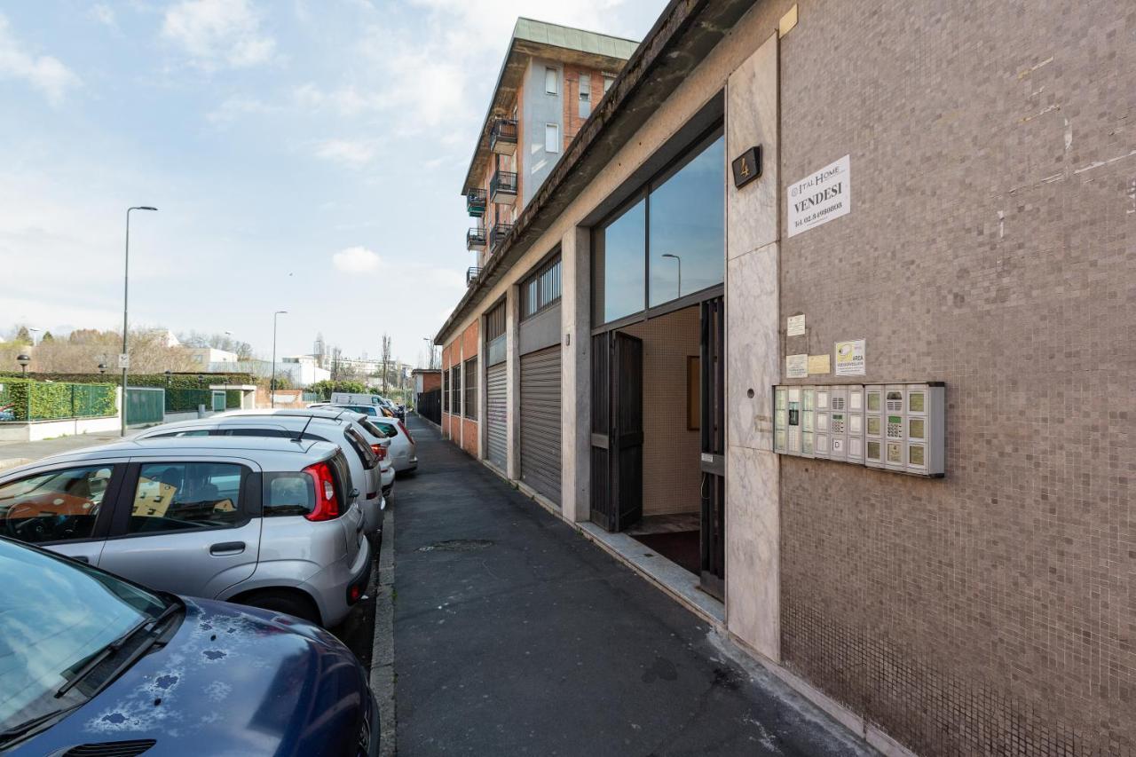 Dergano Comfy Apartment - 250 M Far From M3 Milan Luaran gambar